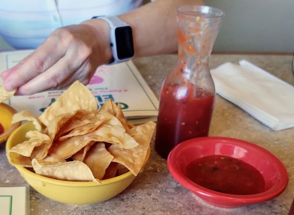 Flour Tortilla Chips and Salsa